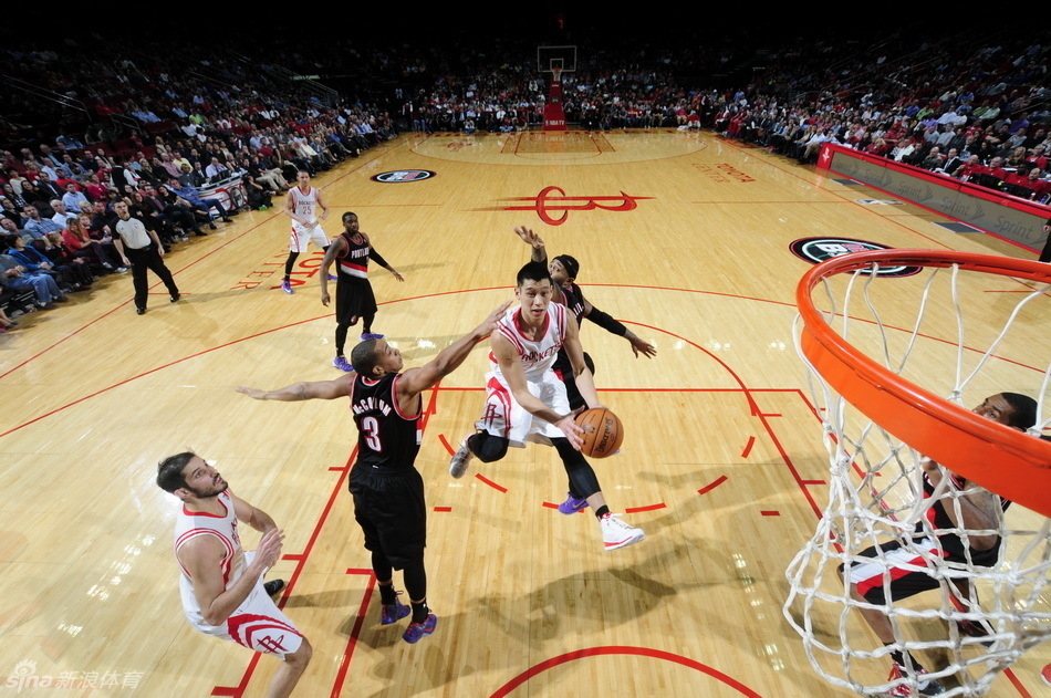 斯基拉：加斯佩里尼不滿意齊米卡斯表現(xiàn)，球員可能重返利物浦