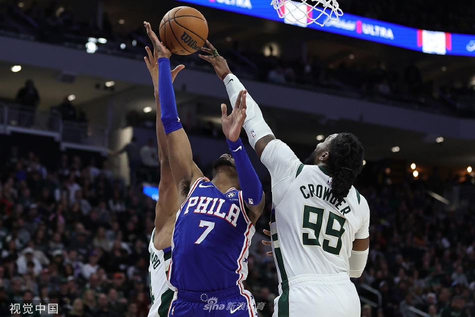 B費：曼聯(lián)曾希望我離隊 C羅給了我一些建議