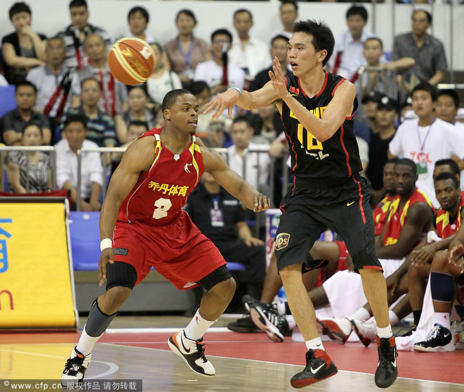 記者：鄭龍退役出任海牛助教；海牛和西海岸兩隊開啟球隊冬訓