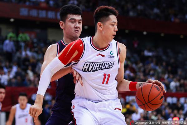 3次判罰不利于火箭！解說：NBA承認我火被黑了 如果道歉有用的話