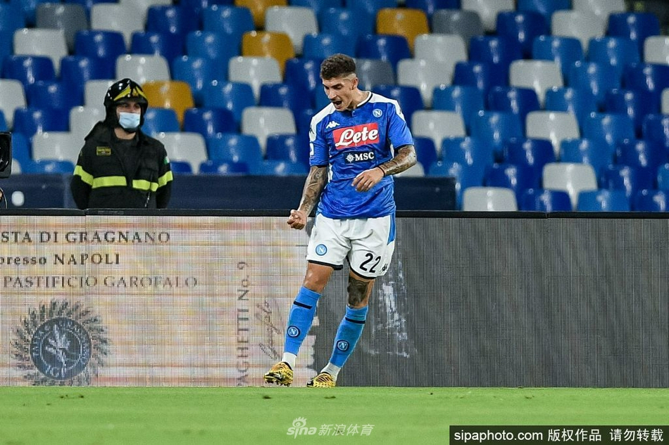 [流言板]湖人將于明日比賽中場休息為庫珀舉行21號球衣退役儀式