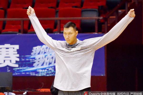 內(nèi)雷斯斷球+精彩小角度破門完成雙響，那不勒斯再下一城