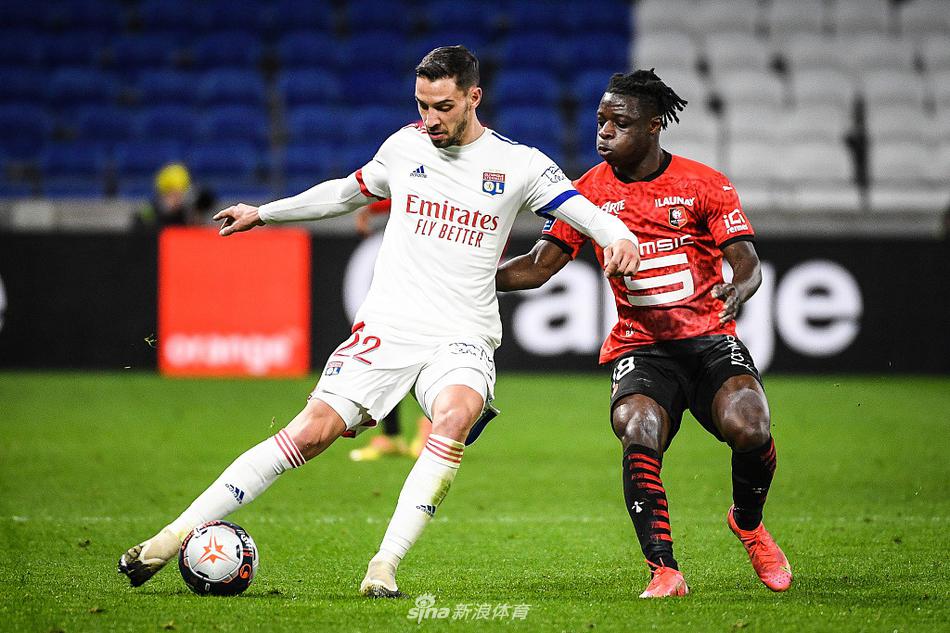 曼聯(lián)女足官宣新援時不慎泄露另一筆交易，球迷：至少保留點懸念啊