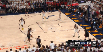 姆巴佩曬領取月最佳獎杯照片：非常感謝大家，對陣阿拉維斯加油！