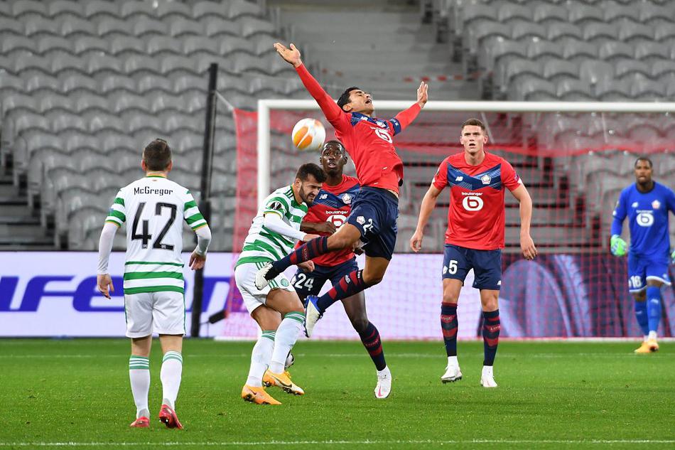 賽季至今鮑威爾場均得分比上賽季高9.8分，聯(lián)盟第一