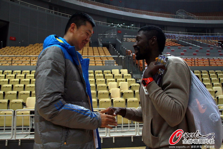 認可！斯洛特：森林也是爭冠球隊，回想首回合輸他們沒那么意外了