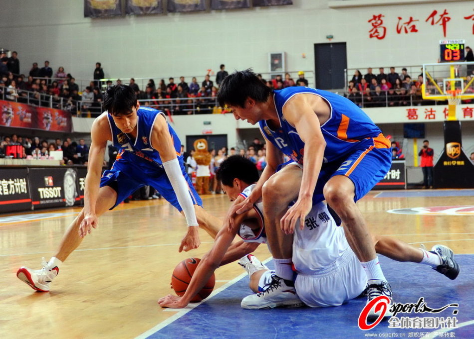 雙響+3關鍵傳球，內(nèi)雷斯當選那不勒斯2