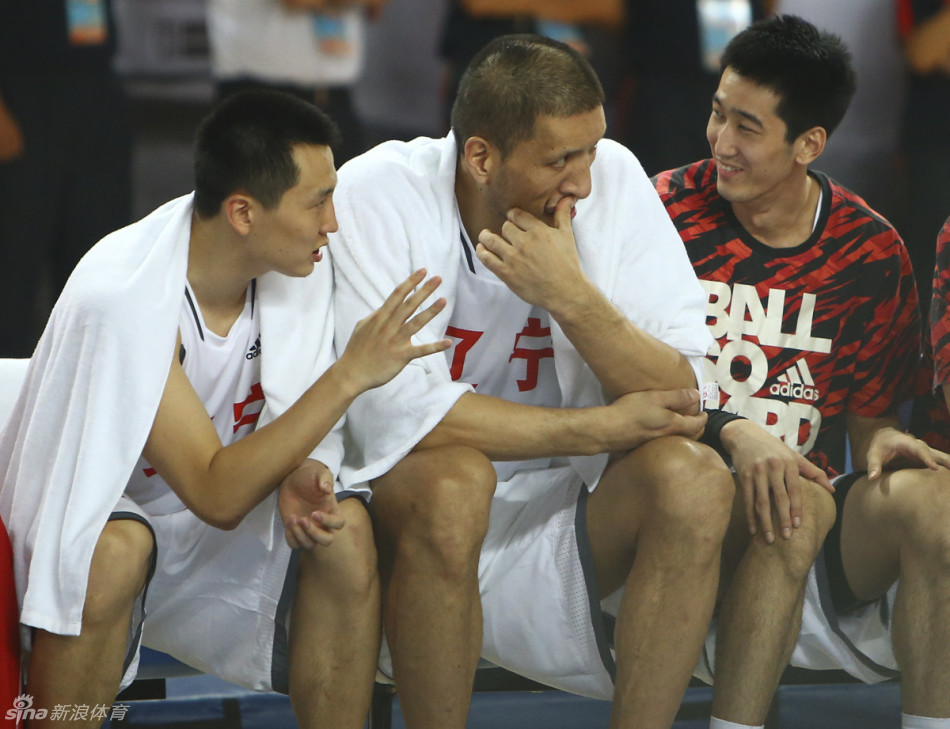 重建！開拓者官方曬照總結(jié)2024，利拉德格蘭特艾頓等人入鏡