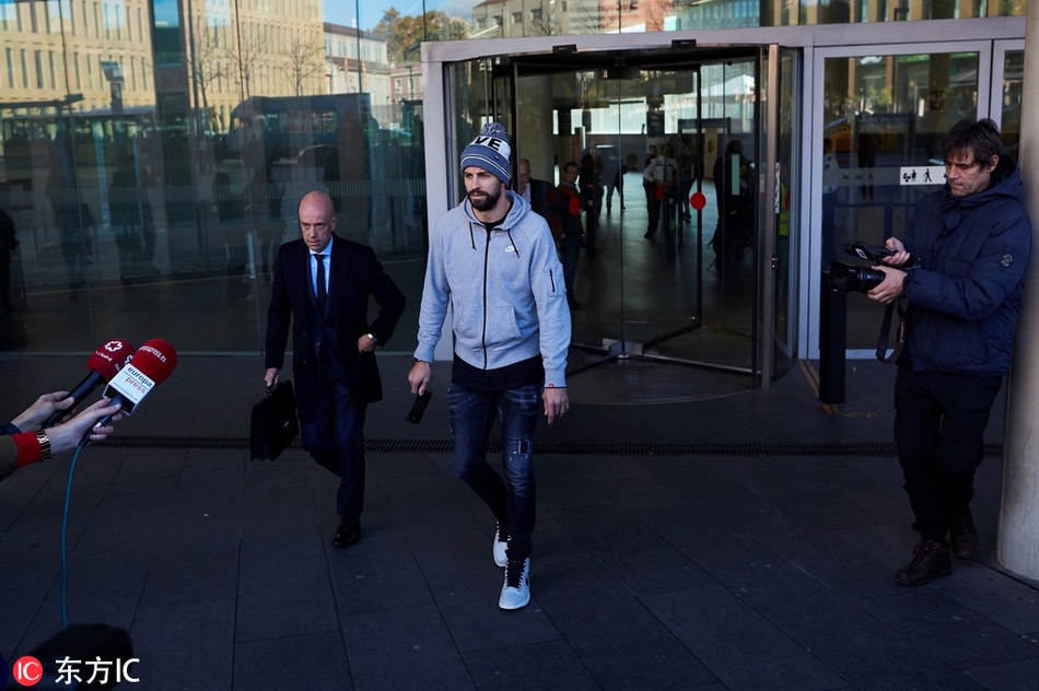 此前與巴薩轉(zhuǎn)會鬧劇，尼科被換下時遭巴薩球迷狂噓