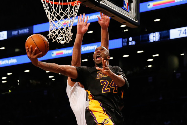 ?；倏藢岽踢M球后做出姆巴佩的慶祝動作 為他慶生