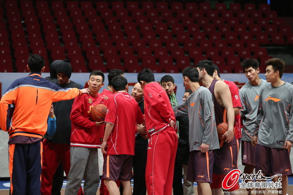 德天空：漢堡正在關注南安普頓中場唐斯，球員有意冬窗離隊