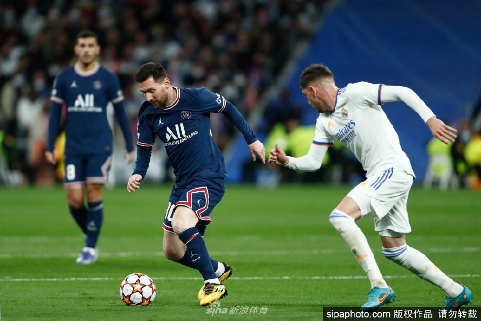 伯恩利主帥：上半場我們踢得不錯，但比賽勢頭是難以名狀的東西