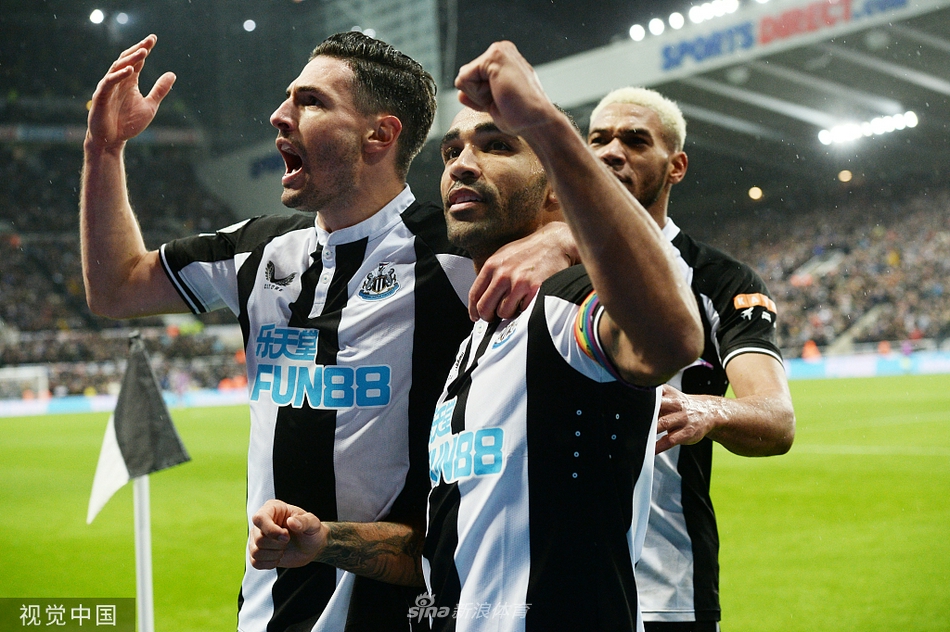 1粒進球1次關鍵傳球，阿德耶米當選多特2