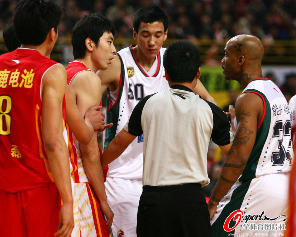 狀態(tài)喜人！小凱文·波特半場9中7得17分3板4助 另有2搶斷1蓋帽