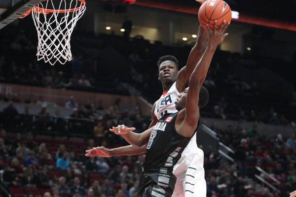 記者：逐漸在泰山站穩(wěn)腳跟的彭嘯，下賽季或沖擊中超最佳青年球員