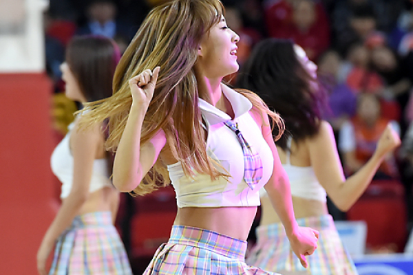 滿面春風(fēng)！奧爾莫外出就餐被采訪：一切都好，一切都很好??