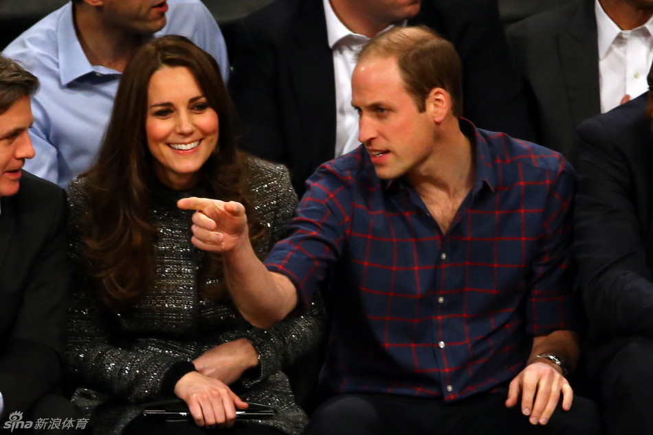 處子球來了！扎巴爾尼細膩端射攻獲巴黎生涯處子球，維蒂尼亞助攻