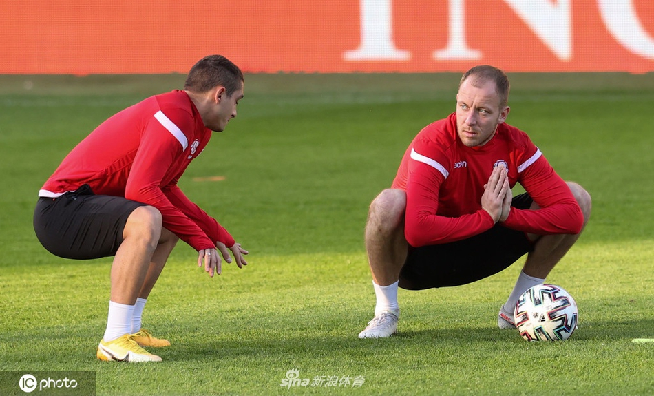 下課熱門！曼聯(lián)主帥阿莫林被解雇的賠率已經(jīng)下調至13/8