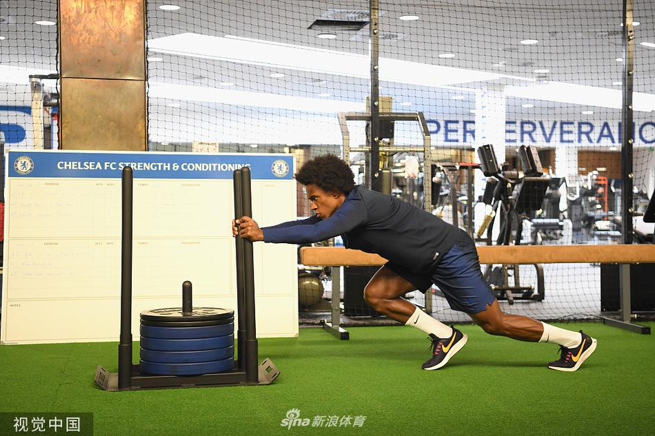 時隔20年重回老東家！官方：41歲蒂亞戈·席爾瓦自由身加盟波爾圖