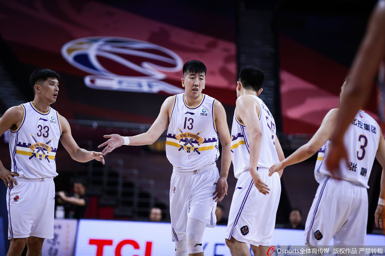 場均三雙！約基奇2025年場均得到32.8分14.8籃板11.6助攻