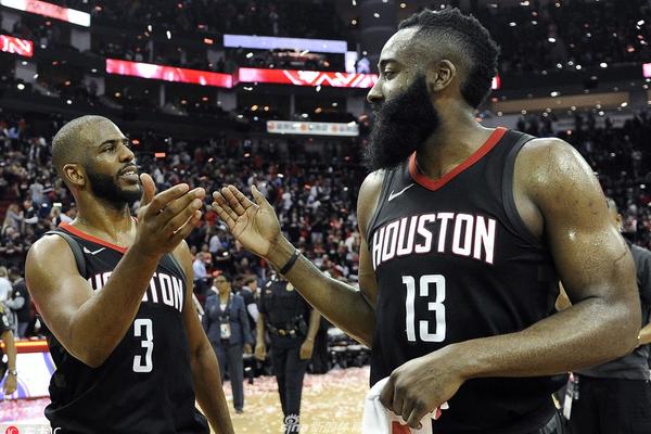 年薪360萬!米體：沃克向米蘭提出免簽+2年半&總稅后薪水900萬合同