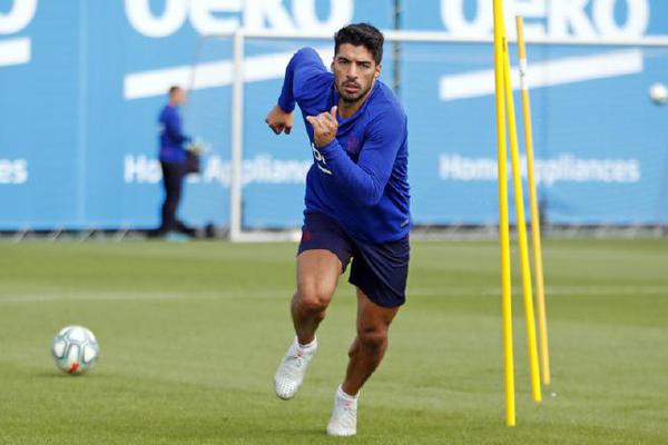 東體：至少在這個窗口期內(nèi)，海港和周定洋并沒有什么接觸