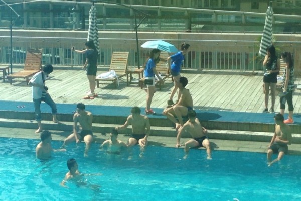 超值！奧利塞單場五球主導逆轉(zhuǎn)，拜仁去年5300萬引進現(xiàn)身價1.3億