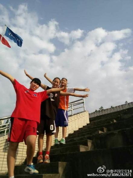 曼聯(lián)vs狼隊首發(fā)：姆伯莫、B費、芒特先發(fā)，海文出戰(zhàn)