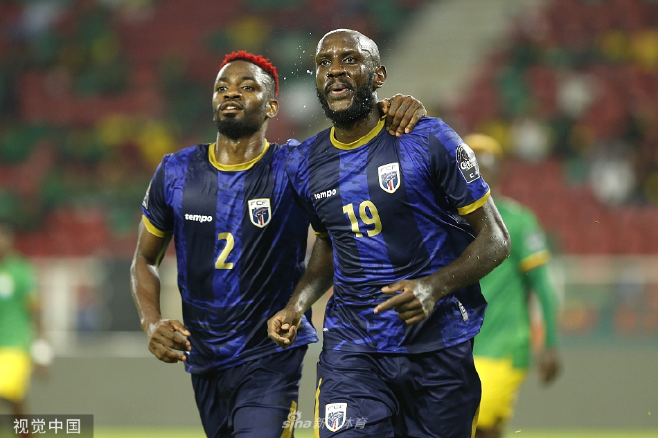 前教練：拉菲尼亞受到FIFA不公平對待，我認為他比登貝萊更全面