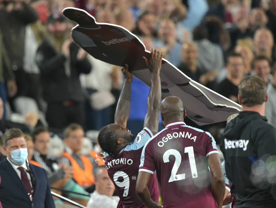 全市場：那不勒斯咨詢了齊爾克澤的情況，曼聯(lián)不愿意外租