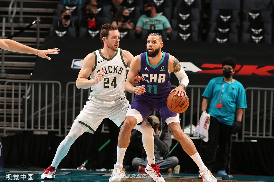 12月31日 CBA常規(guī)賽 深圳vs北控 全場錄像回放