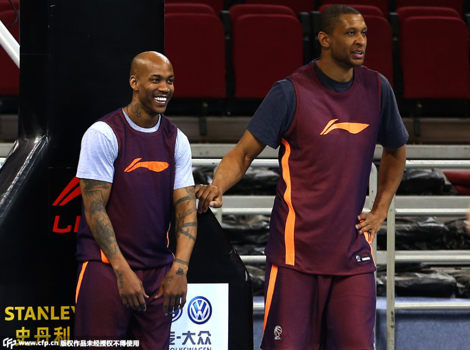 格拉斯納執(zhí)教水晶宮后5戰(zhàn)紅軍3勝1平1負，他上任前水晶宮7年不勝