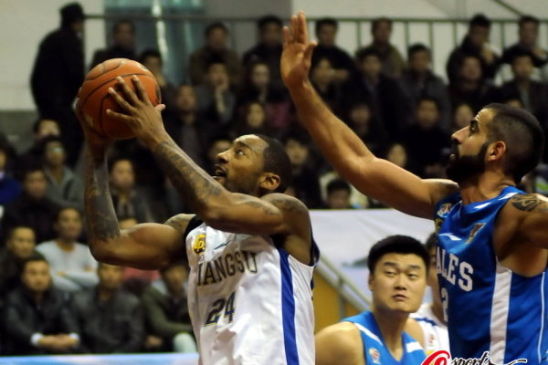 記者：鄭龍退役出任海牛助教；海牛和西海岸兩隊開啟球隊冬訓