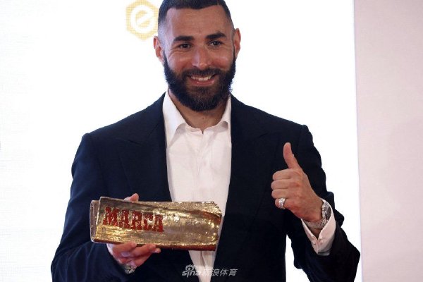 德羅西：年輕時和齊沃當隊友總有很多話說，我為他的成功感到高興