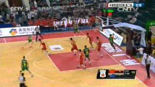 內(nèi)外核心！申京本賽季10次成為隊內(nèi)得分王，格林有15次