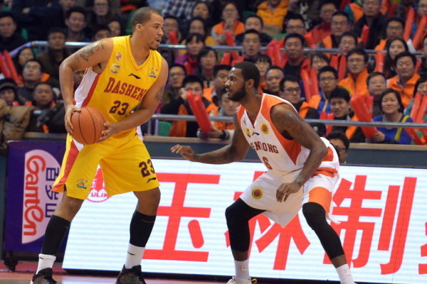 羅馬諾：奧卡福正在前往德國，將在今天與萊比錫簽約