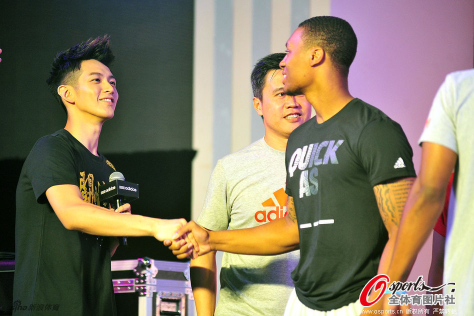 明天黃蜂迎戰(zhàn)老鷹 三球出戰(zhàn)成疑 塞克斯頓&特雷·曼恩缺陣