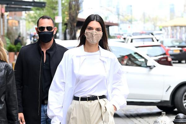 索爾斯克亞現(xiàn)場觀看伊普斯維奇比賽，支持曼聯(lián)前同事麥肯納