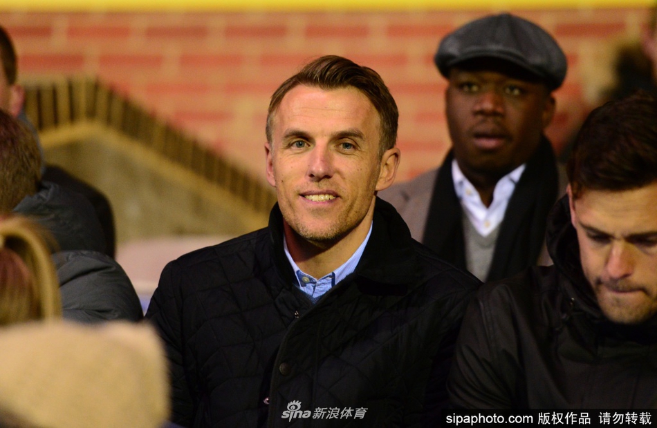 點點關注??亞馬爾開通YouTube賬號，并且發(fā)布首個視頻