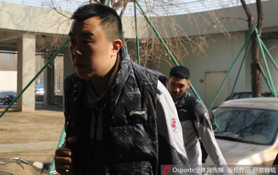 外線手感火熱！熱火上半場三分21中14 命中率比油漆區(qū)還高