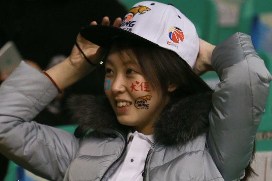 狀態(tài)喜人！小凱文·波特半場9中7得17分3板4助 另有2搶斷1蓋帽