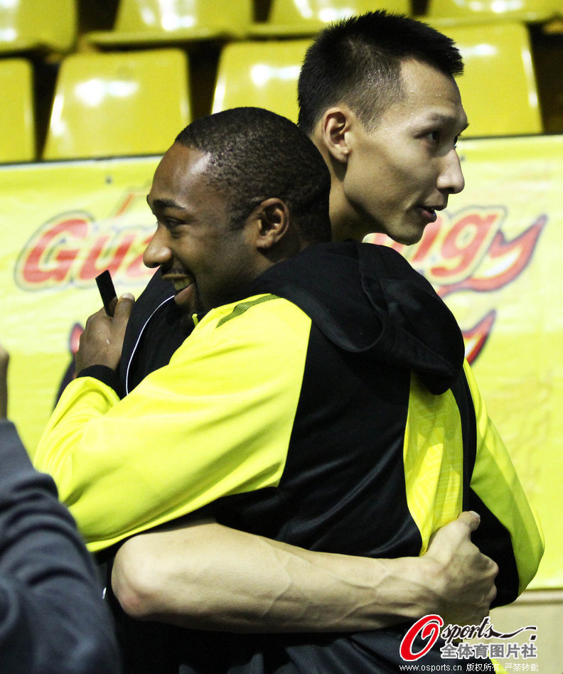 博主：王耀鵬和隋維杰將隨大連鯤城前往珠海冬訓MapleSky                                                                2026-0