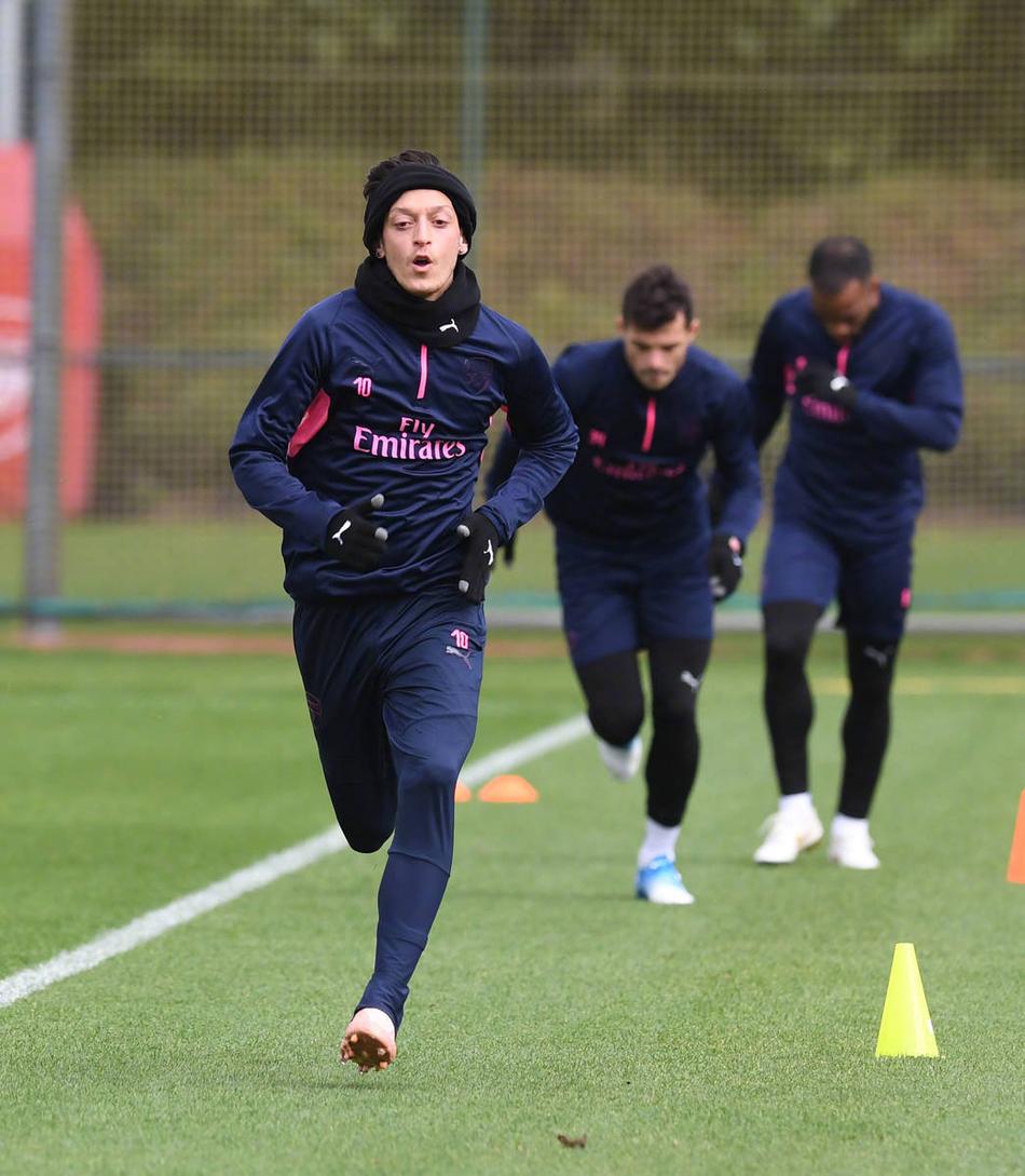 [流言板]期待回歸！美媒曬莫蘭特隔扣樂福照，配文不可復制的爆發(fā)力