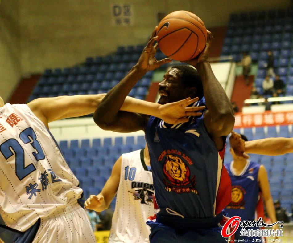 遭腓骨骨折！記者：伊薩克復出時間未定，預計他本賽季還能夠出場