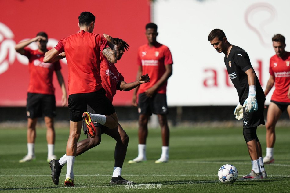 朱辰杰：國足有更多新人來會更有競爭性 不斷磨合后我們會更好