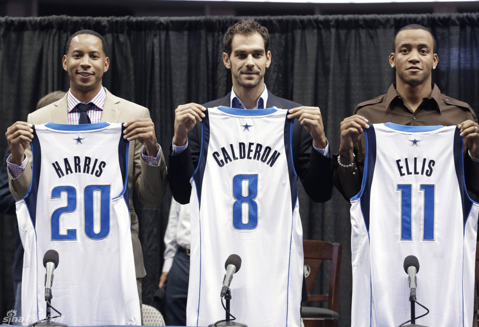 野火無情！詹姆斯轉發(fā)LA救火現(xiàn)場組圖，并附上心碎表情