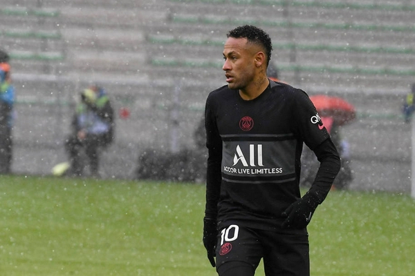 切爾西在9月份的5場比賽僅取得1場勝利，狂丟11球