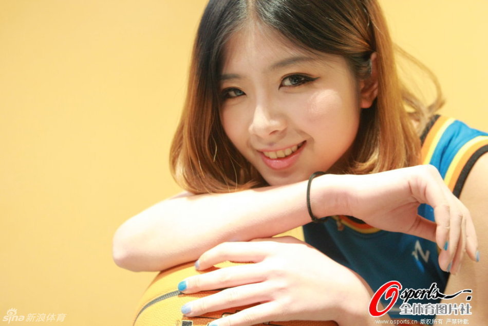 垃圾時間的王！普爾接球命中超遠追身三分