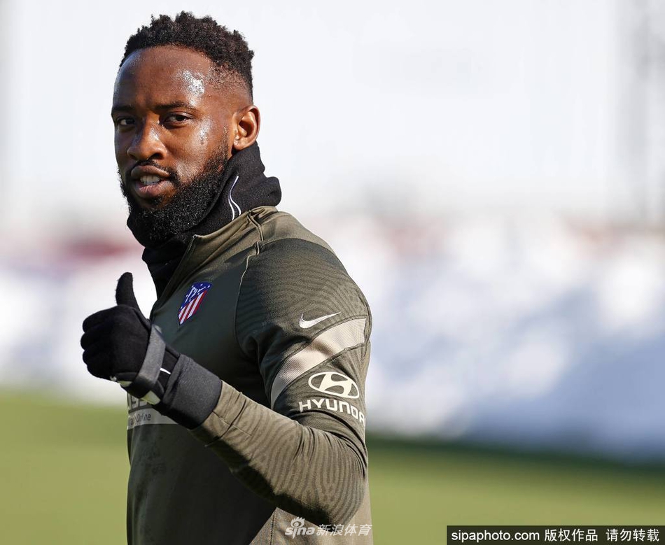 希勒：詹姆斯是藍軍追平的關鍵先生，他進球后局勢瞬間逆轉