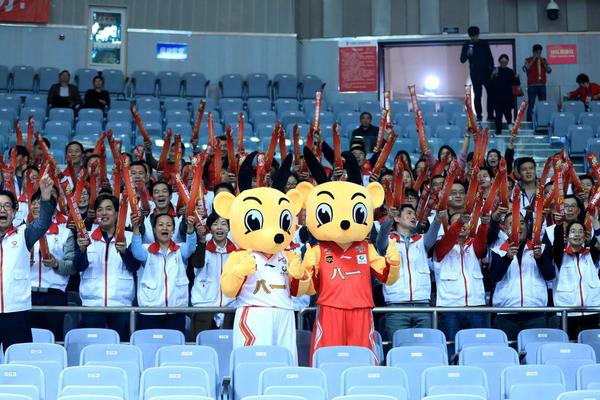 鐵血聯(lián)盟：閃回官網(wǎng)在哪下載 最新官方下載安裝地址